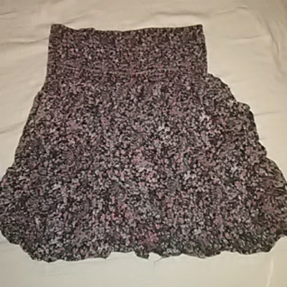 Frilled skirt